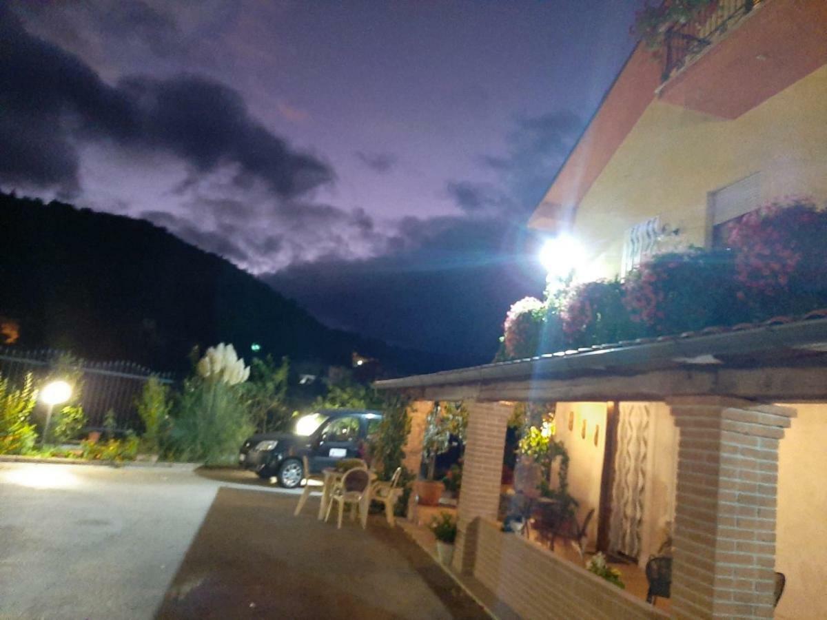 فيلا Le Stanze Di Bacco Cagnano Amiterno المظهر الخارجي الصورة